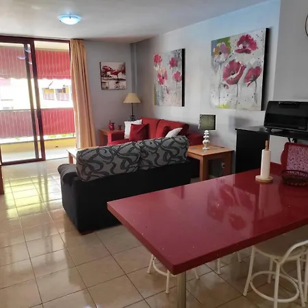 Olivia Sunset 31 - One Bed דירה